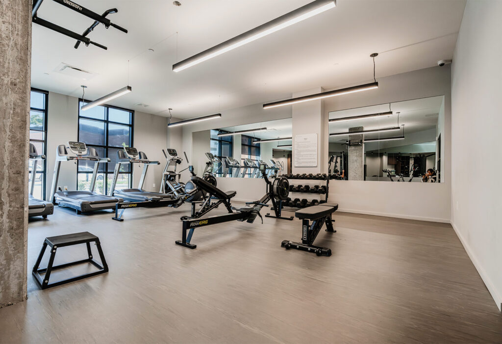 Photo de la salle de gym d’intérieur datant de septembre 2025